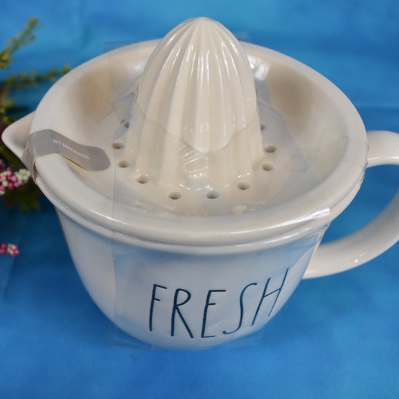 Rae Dunn "FRESH" Juicer - Picture 2 of 2